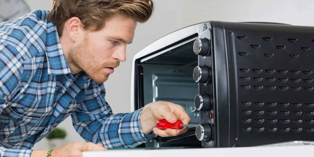 مشکلات معمول ماکروفر و روش‌های سریع و کاربردی برای رفع آن‌ها
