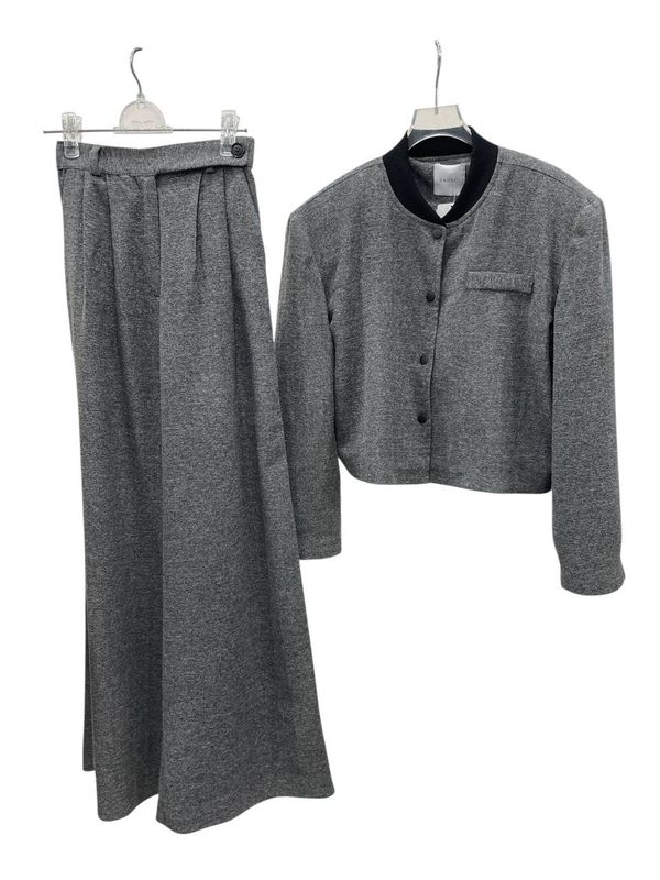 شلوار | طراحی جلیقه زنانه کلاسیک بدون آستین | استایل کژوال و شیک