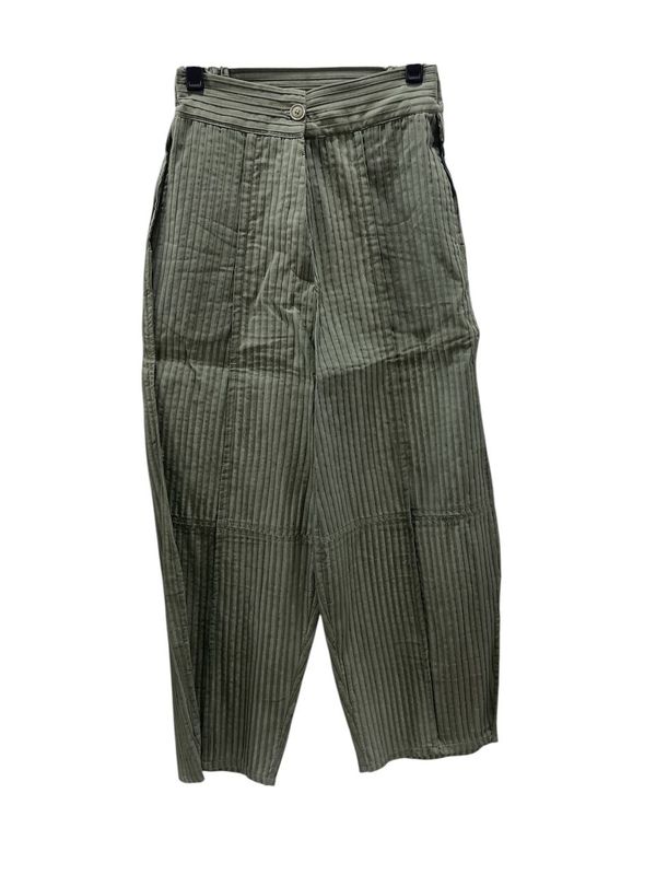 شلوار | طراحی جلیقه زنانه کلاسیک بدون آستین | استایل کژوال و شیک